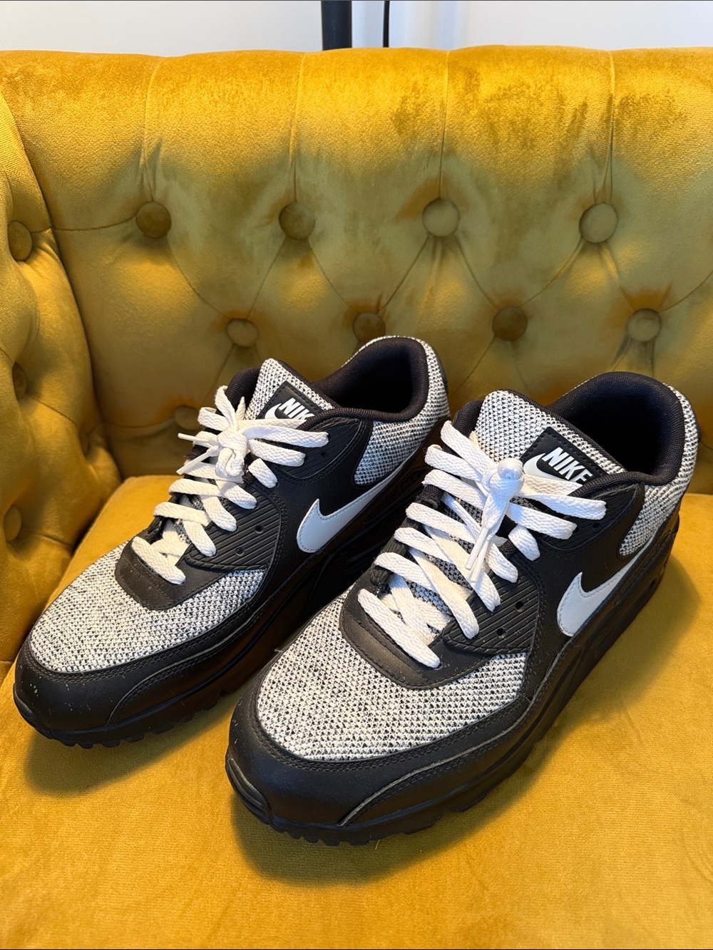Rare Nike Air Max 90 Essential 'Black White’ (no box)
